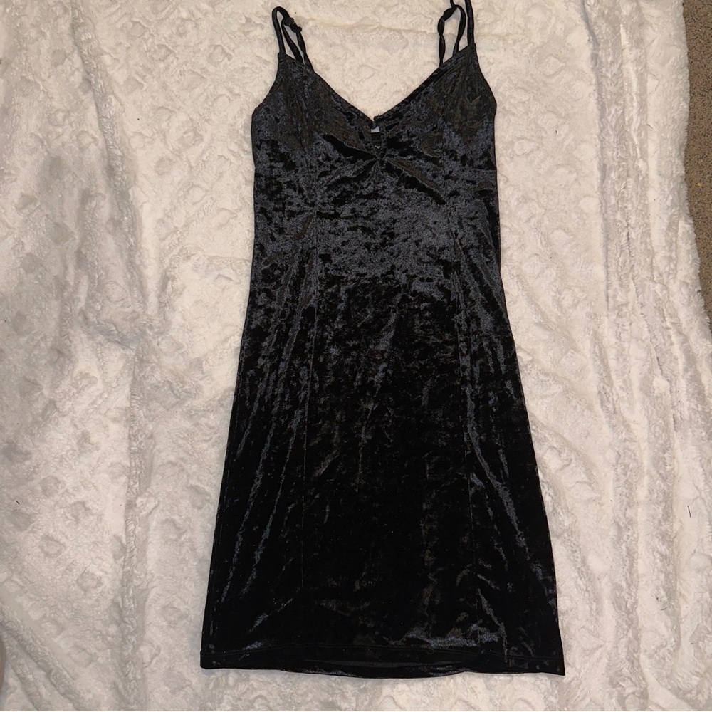 *NWOT* KENDALL & KYLIE elegant Black Velvet Slip Dress, Size M